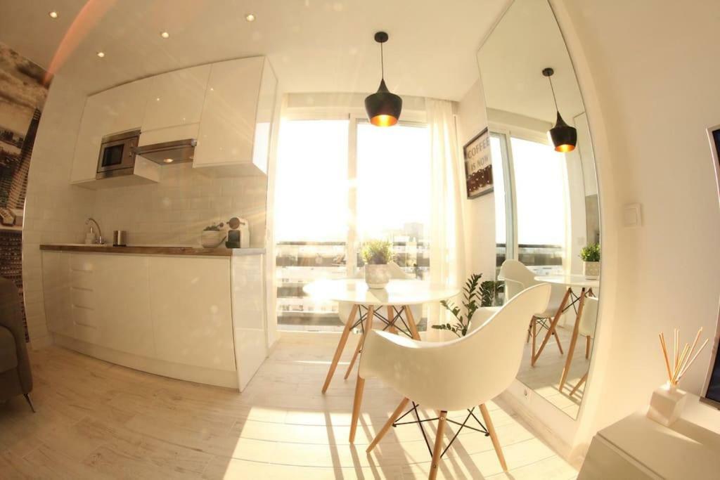 Benalmadena - New Nordic Style & Sunny Studio Eksteriør billede
